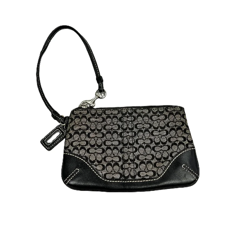 Ladies Coach handbags with a detachable wallet insert for added convenienceWristlet Designer By Coach, Size: Small