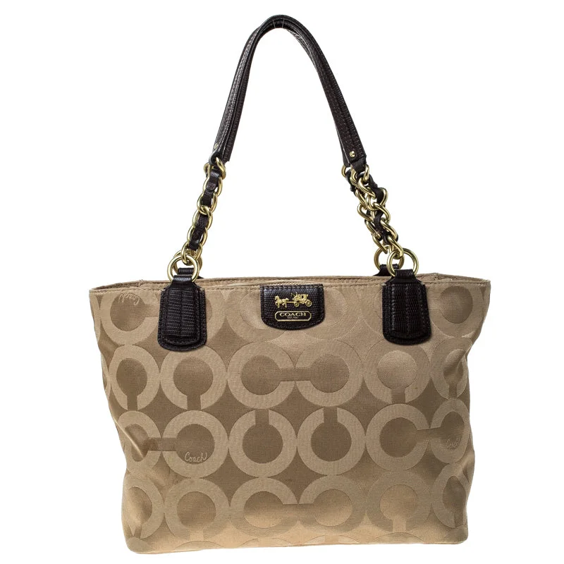 Coach Dempsey bags with a large capacity and a drawstring closureBeige/Brown Fabric Madison Op Art Tote