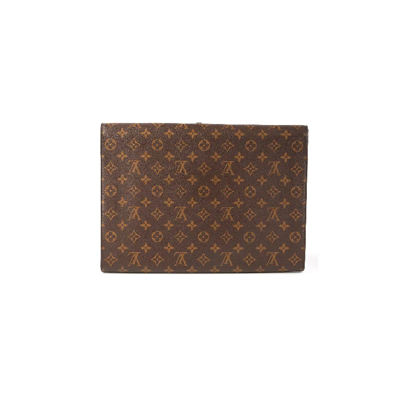 Louis Vuitton Twist bags with a crystal - embellished LV - turnlockLouis Vuitton Document Clutch Monogram