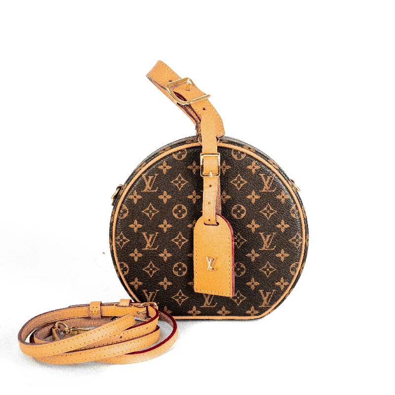 Ladies Louis Vuitton shoulder bags with a tassel decoration for charmLouis Vuitton Boite Chapeau Monogram