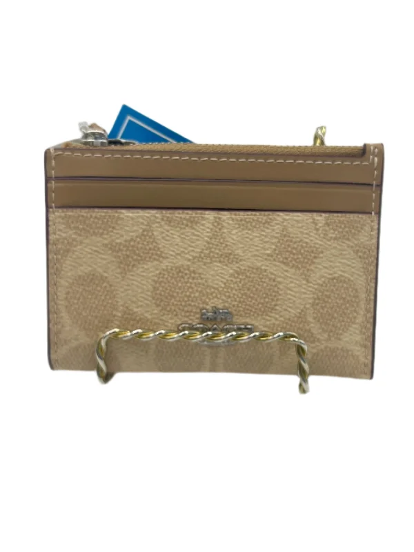 Coach bags with a back - zip pocket for storing valuables securelyID / Card Holder Designer By Coach