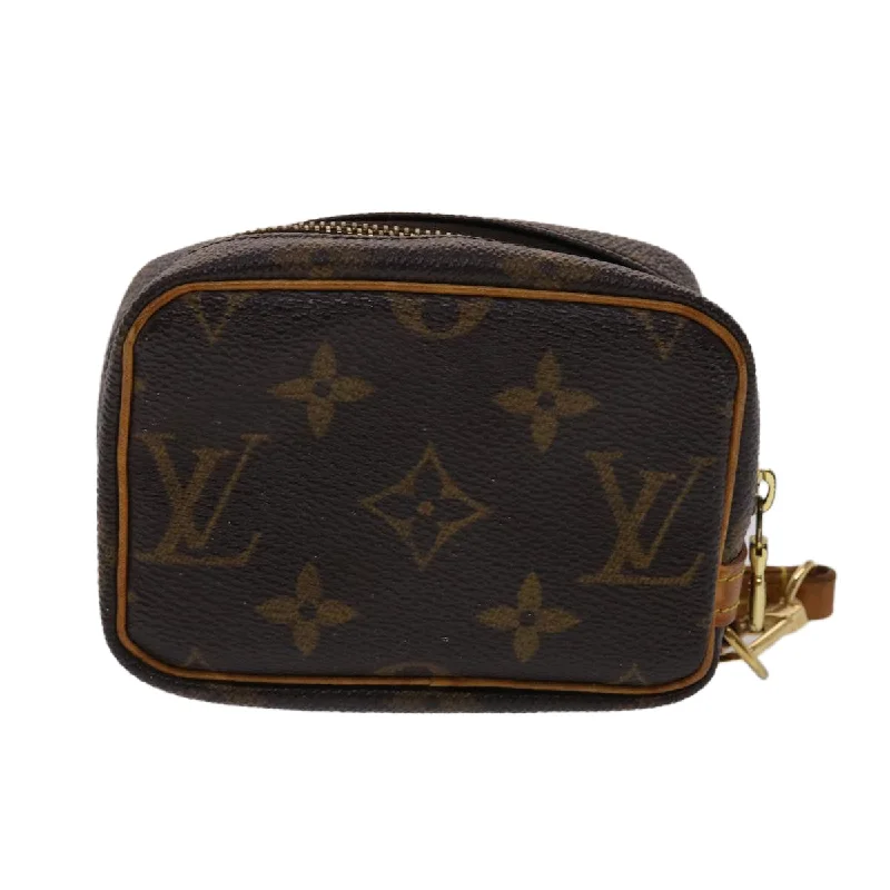 Louis Vuitton Petite Malle bags with a hard - shell structure for uniquenessLOUIS VUITTON Monogram Trousse Wapity Pouch M58030 LV  48541