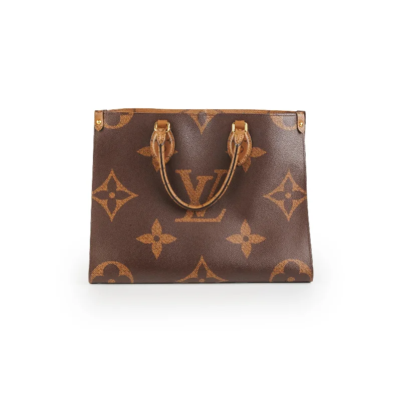 Ladies Louis Vuitton Petite Malle bags with a star - shaped charm for cutenessLouis Vuitton On The Go MM Monogram