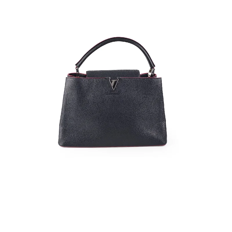 Louis Vuitton tote bags with a double - handle and shoulder - strap optionLouis Vuitton Capucines MM Navy